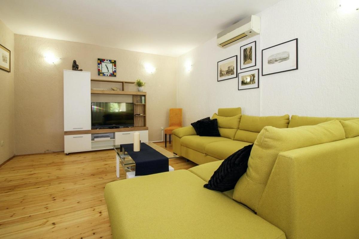 Ferienhaus Casa Parenzana In - Haus Für 7-9 Personen